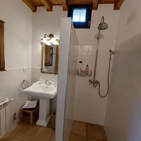 La Casaca De Gredos Los Narros